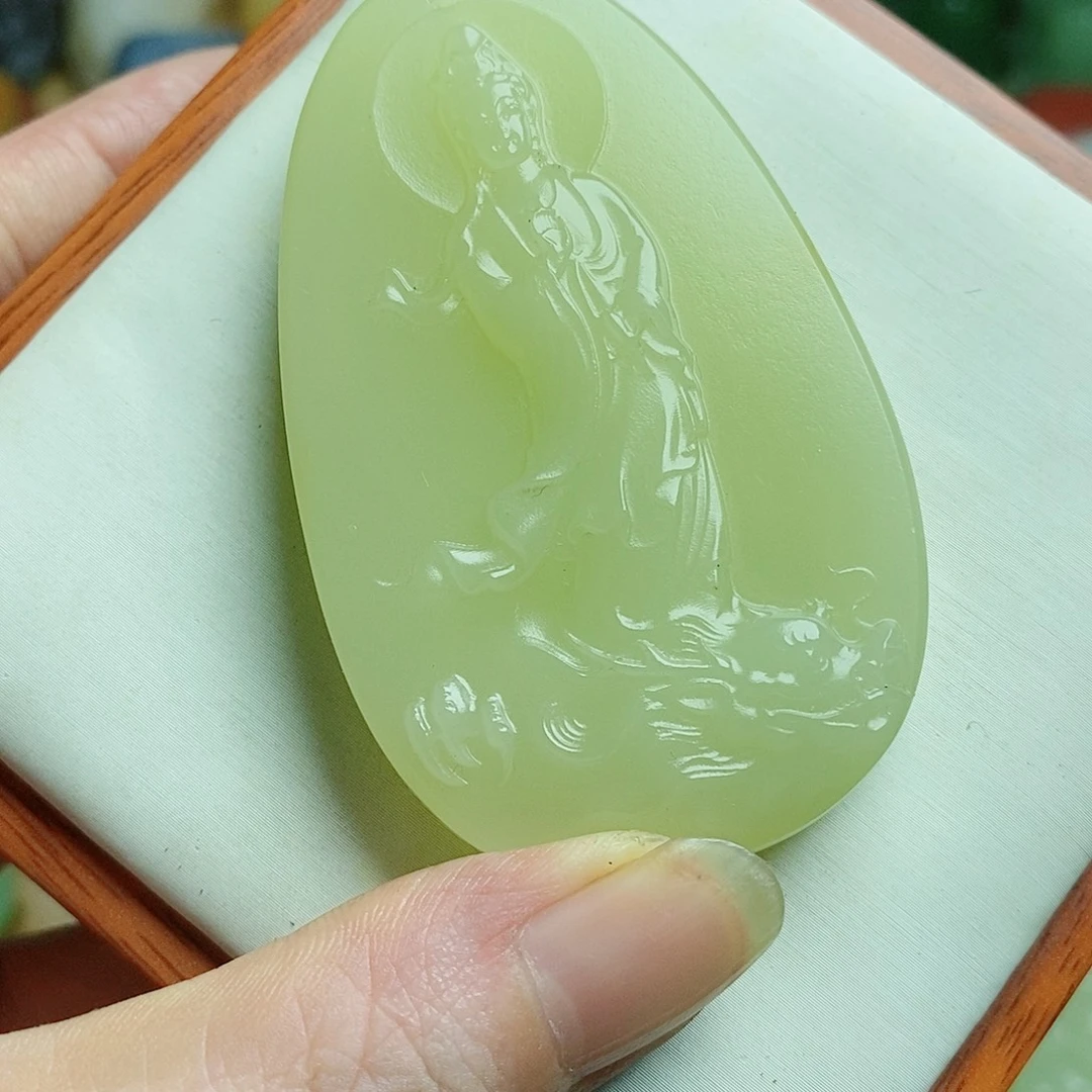 寿山石其他观音吊坠