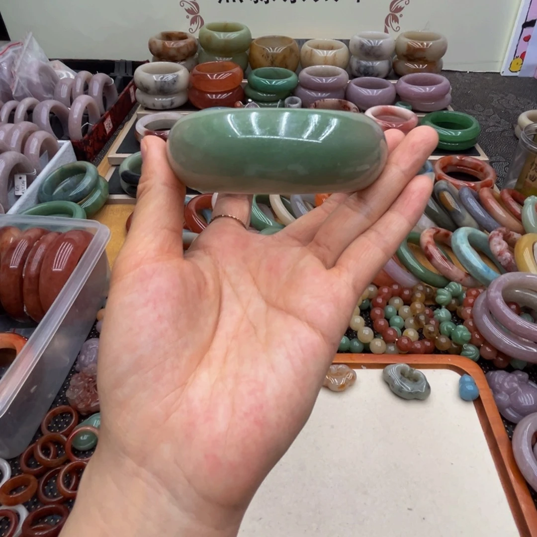 石英质玉未镶嵌圈口60