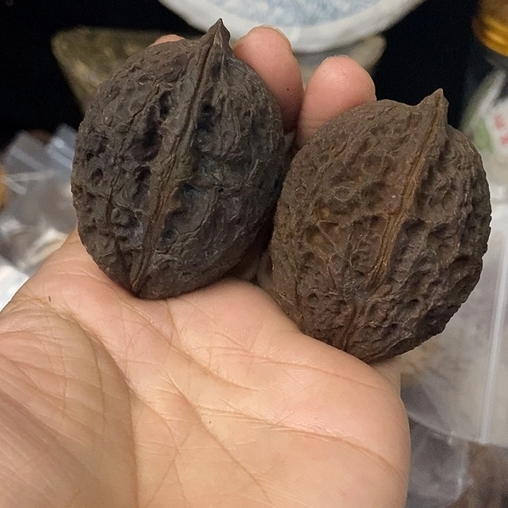 文玩核桃把件云南铁核桃基地70