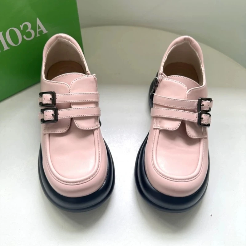 A109学院风圆头小皮鞋女时尚复古皮带扣舒适百搭侧拉链乐福鞋