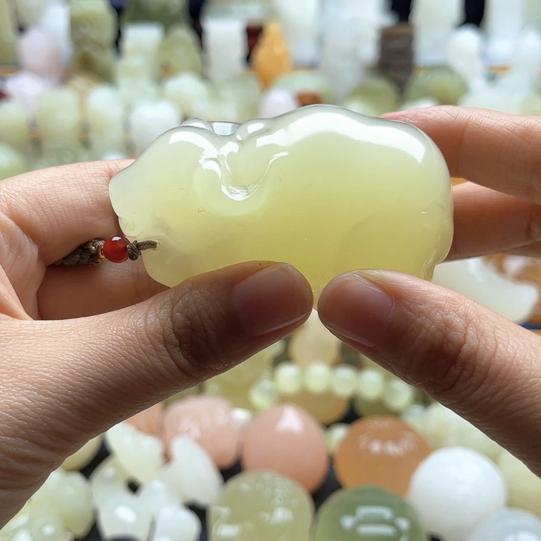 布***李新疆昆仑山脉山料