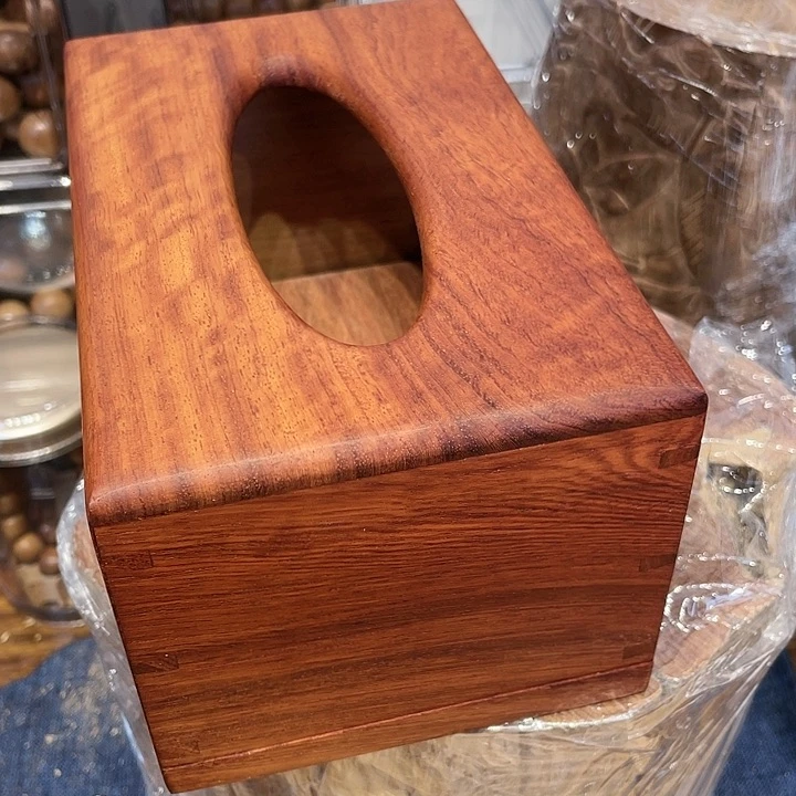 大果紫檀（缅甸花梨）其他大果紫檀纸巾盒