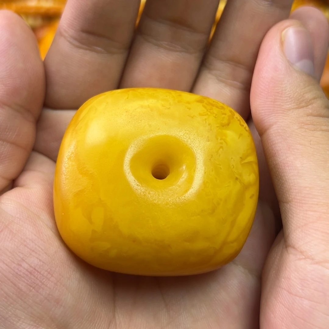 蜜蜡未镶嵌吊坠(不含链)