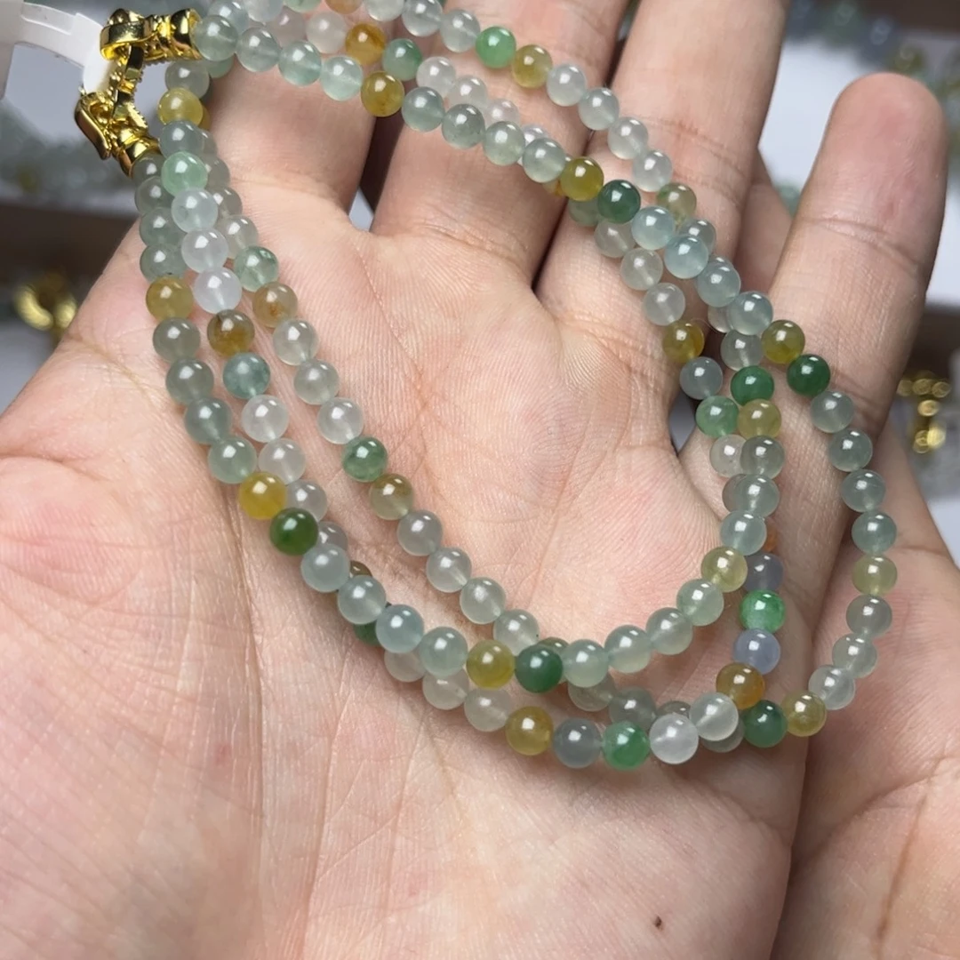跳***哇翡翠未镶嵌颈饰122
