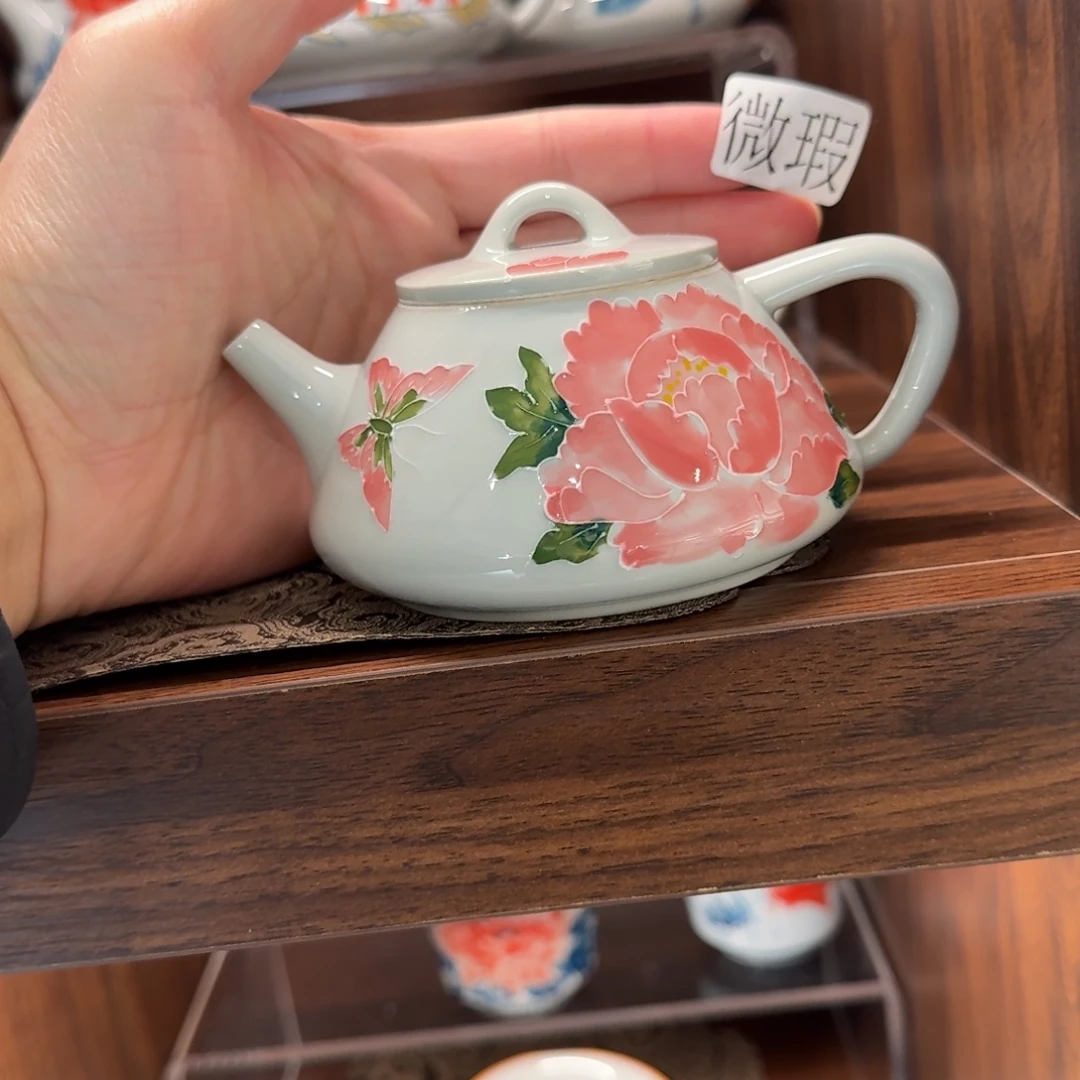 釉下手绘茶具微瑕