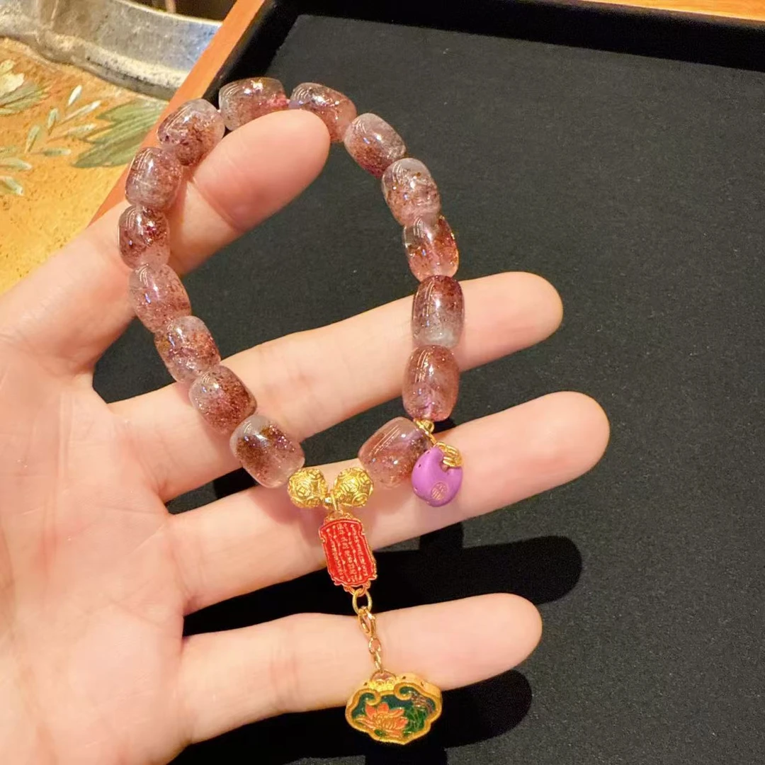 Q10金草莓晶水晶手串未镶嵌155