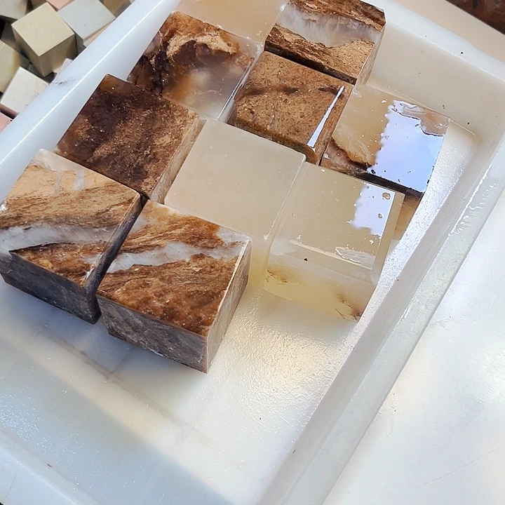 青田石印石老*晚上给大家