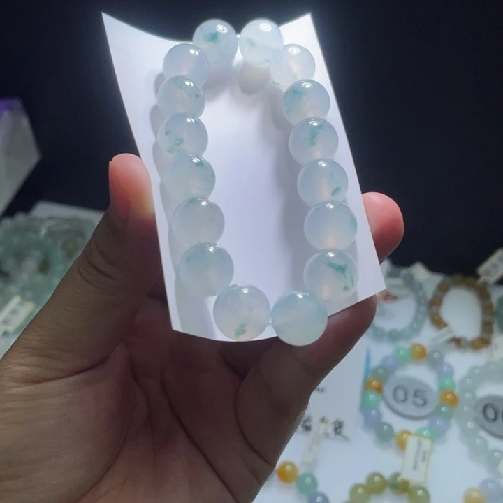 未镶嵌定制翡翠?*霞翡翠卡12+