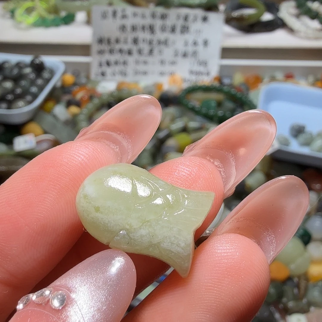 和田玉未镶嵌珠宝奇石