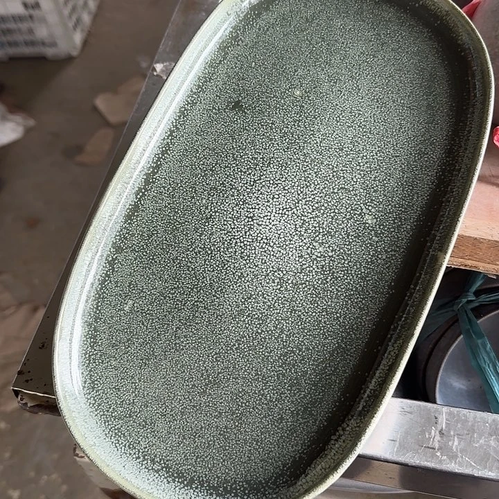 搪瓷陶瓷鱼盘11英寸