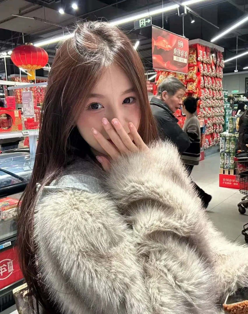 【宠粉专属】轻奢百搭毛毛连帽假两件设计保暖长袖毛毛外套女