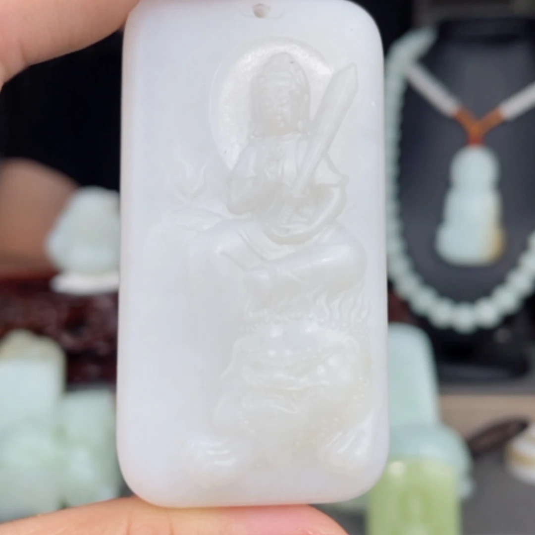 【闪购商品】颈饰未镶嵌和田玉