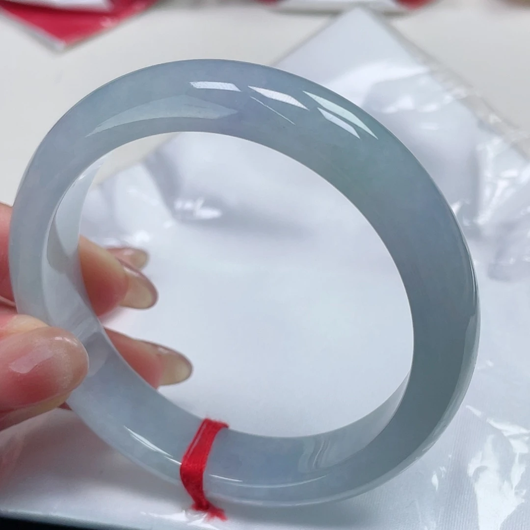 翡翠手镯未镶嵌缅甸翡翠