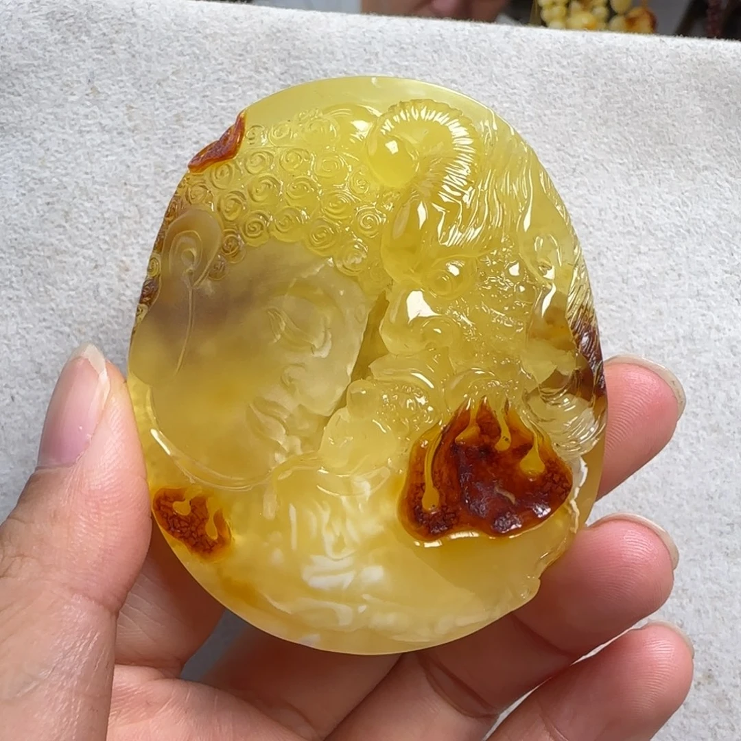 蜜蜡未镶嵌珠宝奇石