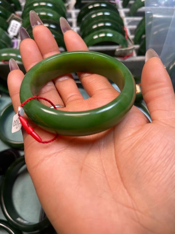 和田玉碧玉手镯精品