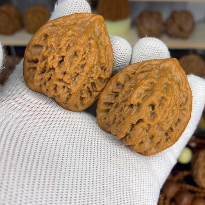 吊坠文玩核桃金公子边44肚38高48