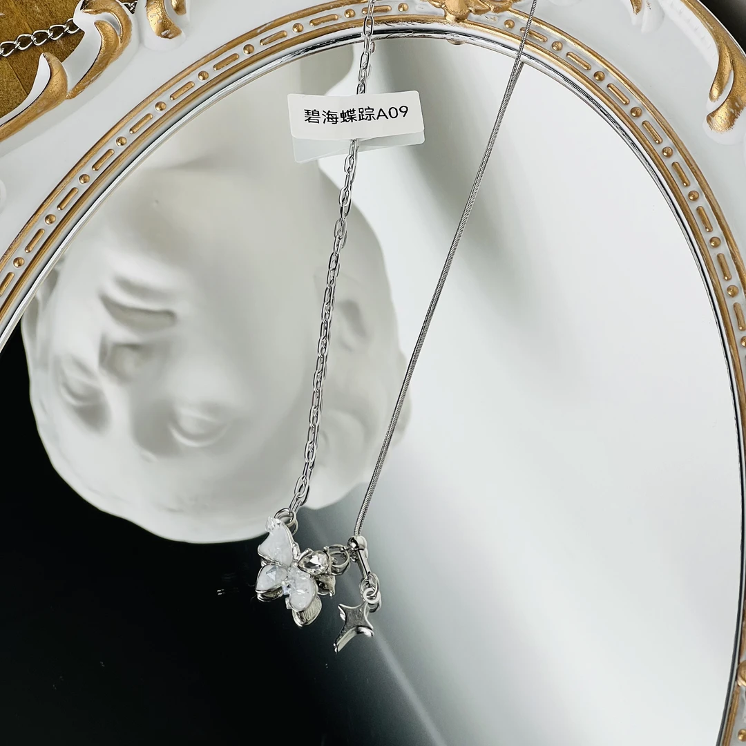 钛钢锆石项链 碎冰珍珠蓝蝴蝶项链