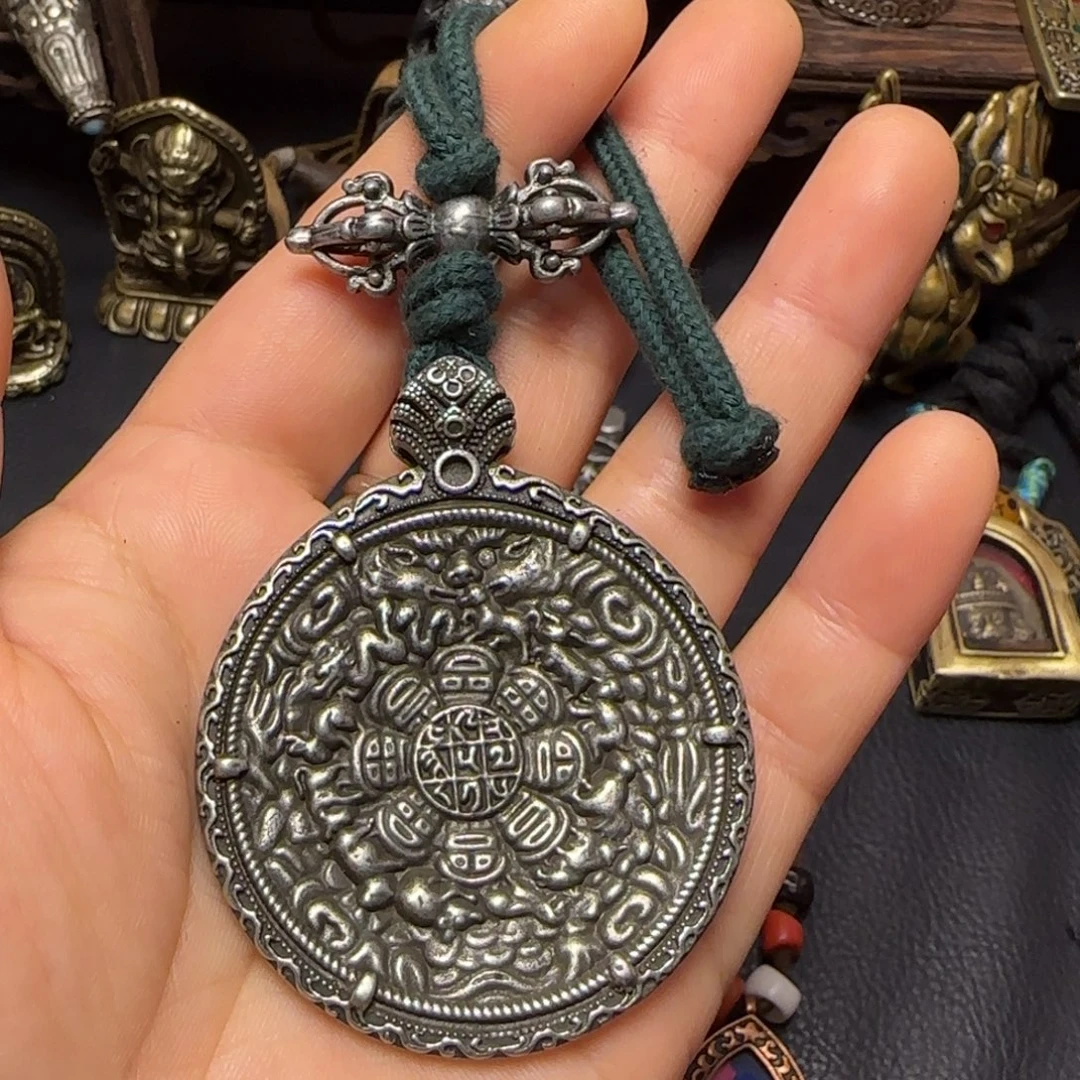 用***6泥塑藏传牌子……藏传牌子