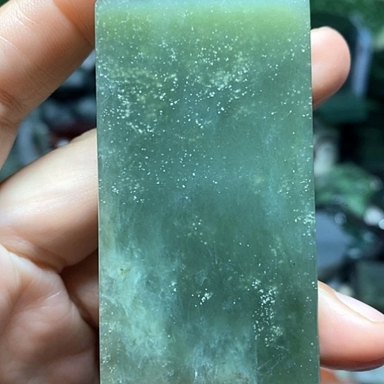 未镶嵌和田玉（糖玉）珠宝半成品