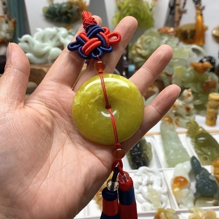 未镶嵌蛇纹石玉车挂