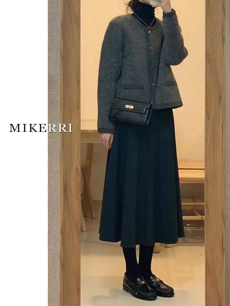 宽松休闲简约舒适百搭遮肚显瘦纯色a字伞裙黑色大摆毛呢半身裙女