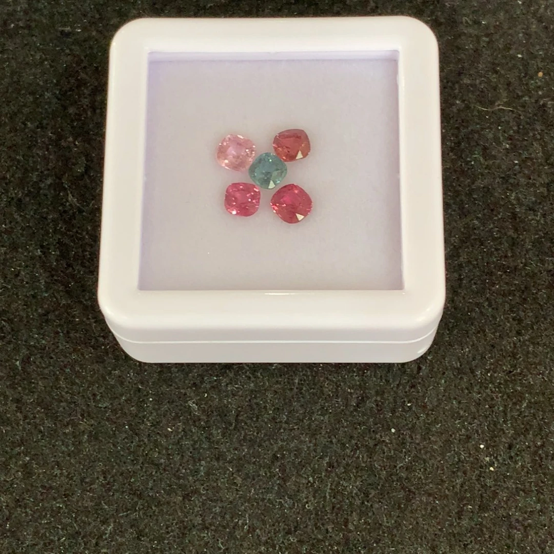 裸石尖晶石缅甸抹谷天然无烧2.4ct