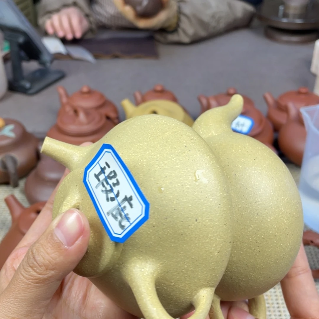 紫砂茶壶浩****）宜兴紫砂