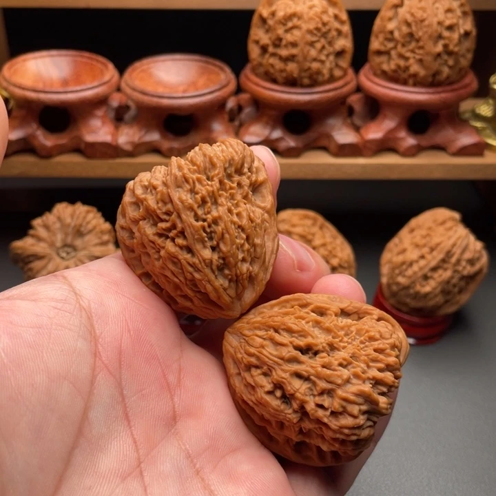 l***b文玩核桃把件南疆894