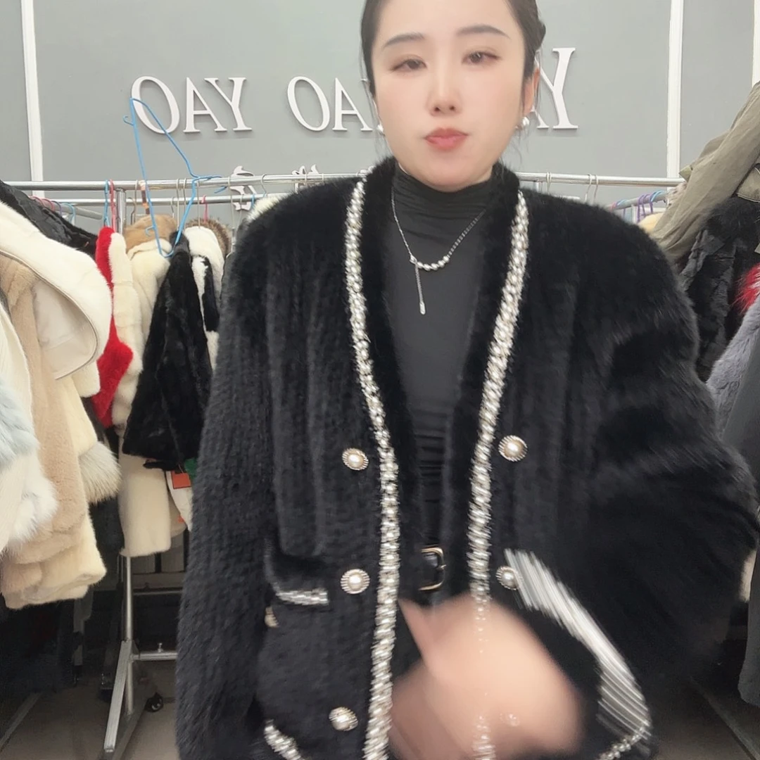 姚小妖家高端皮草