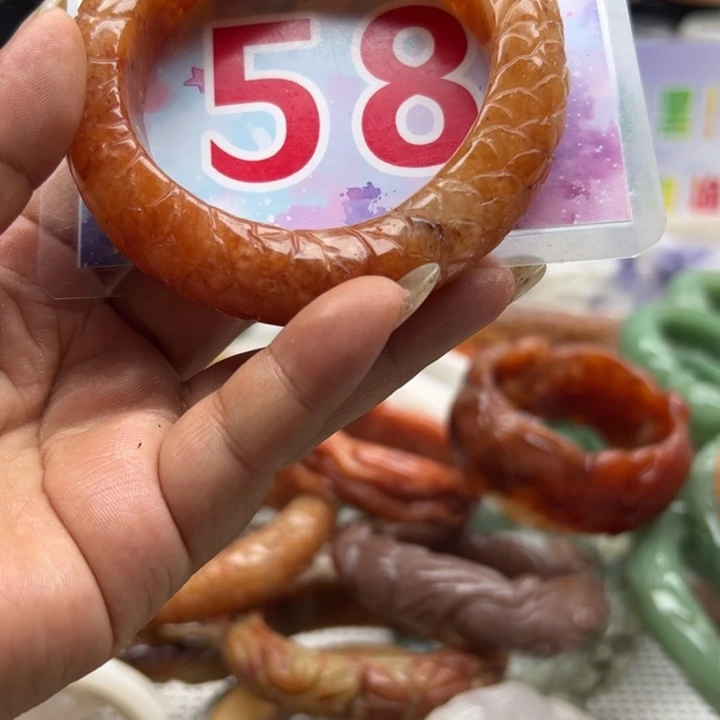 石英岩玉手镯未镶嵌