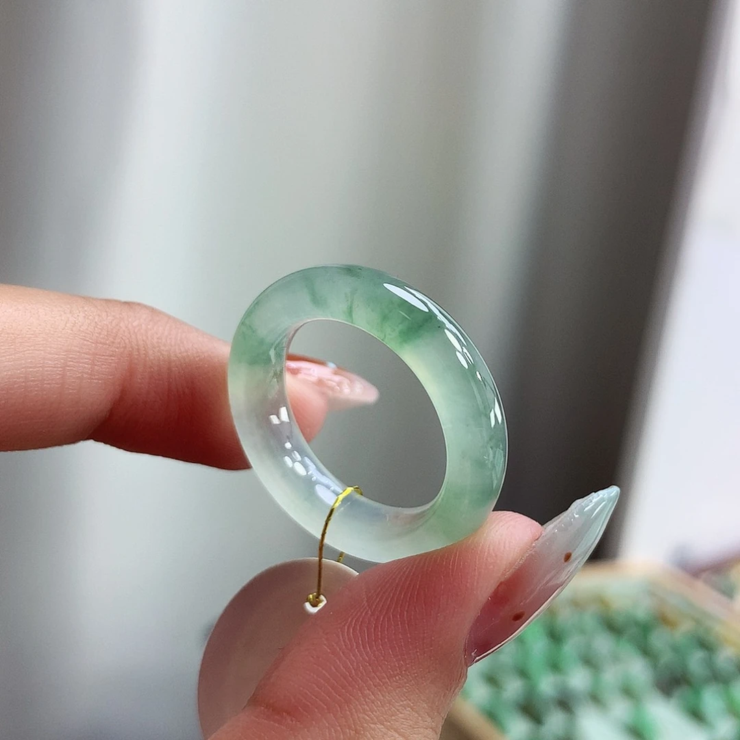 未镶嵌戒指翡翠18圈