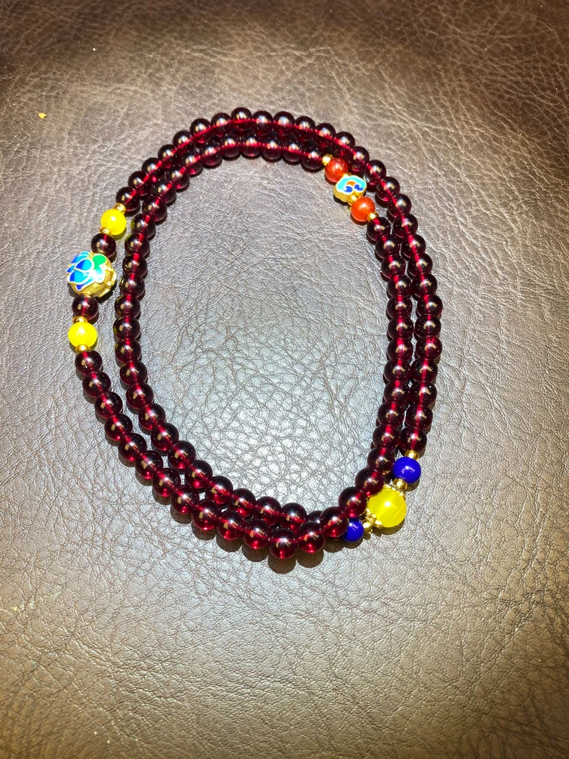 588 红玛瑙108珠精品手串yw588（无礼盒）