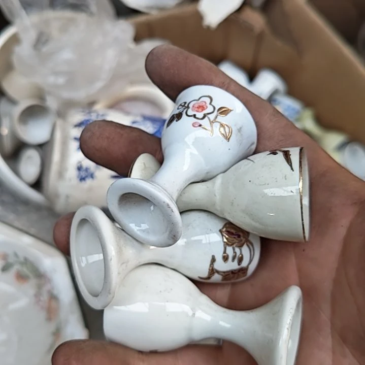 泡***吖陶瓷盘子碗啥都有