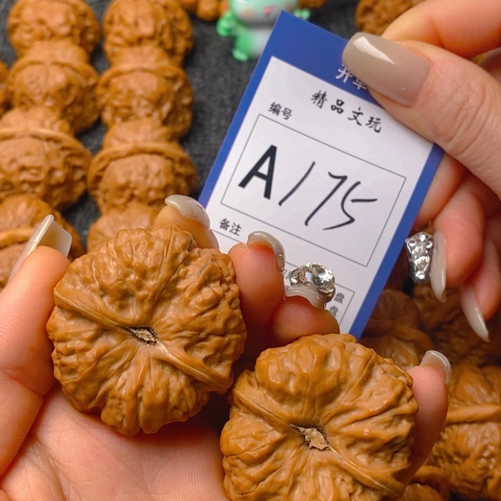 把件文玩核桃岳*岁蛤蟆