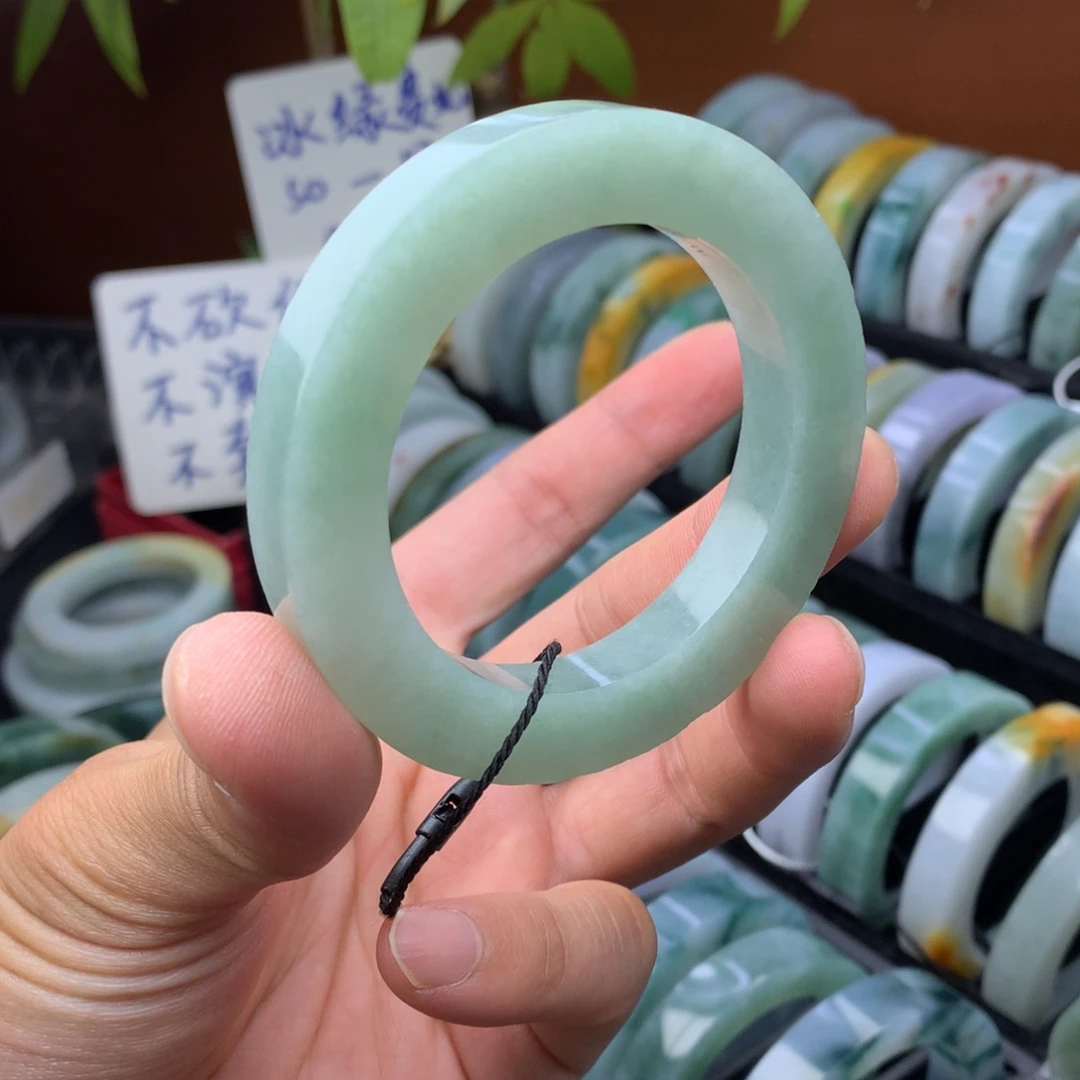 定制翡翠手镯未镶嵌定制手镯