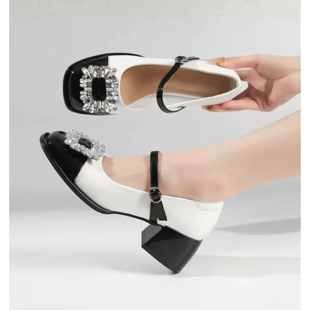 黑色方扣水钻中跟单鞋女2025年新款法式方头粗跟一字扣带玛丽珍鞋