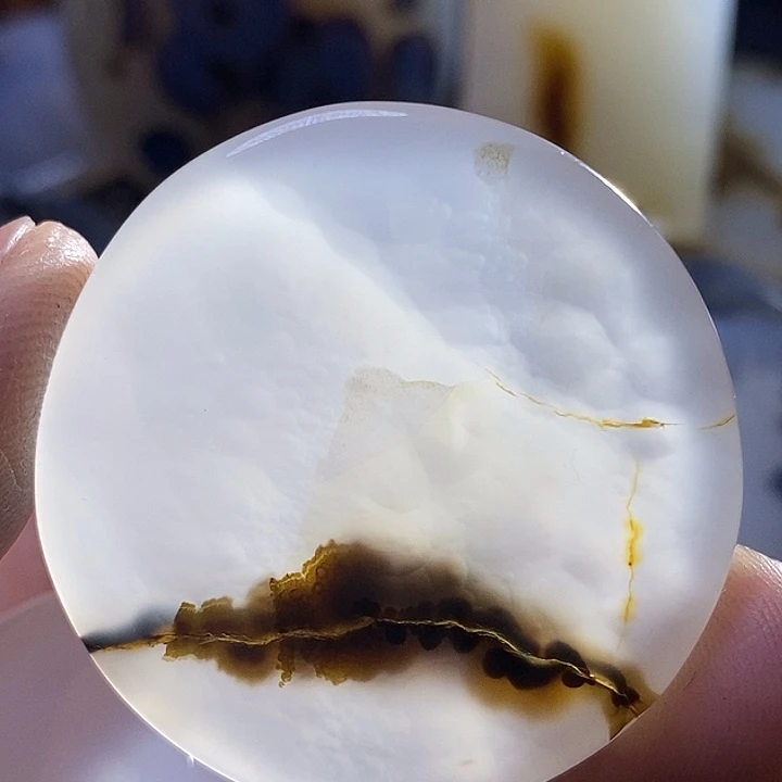 未镶嵌颈饰玛瑙/玉髓汉**汉