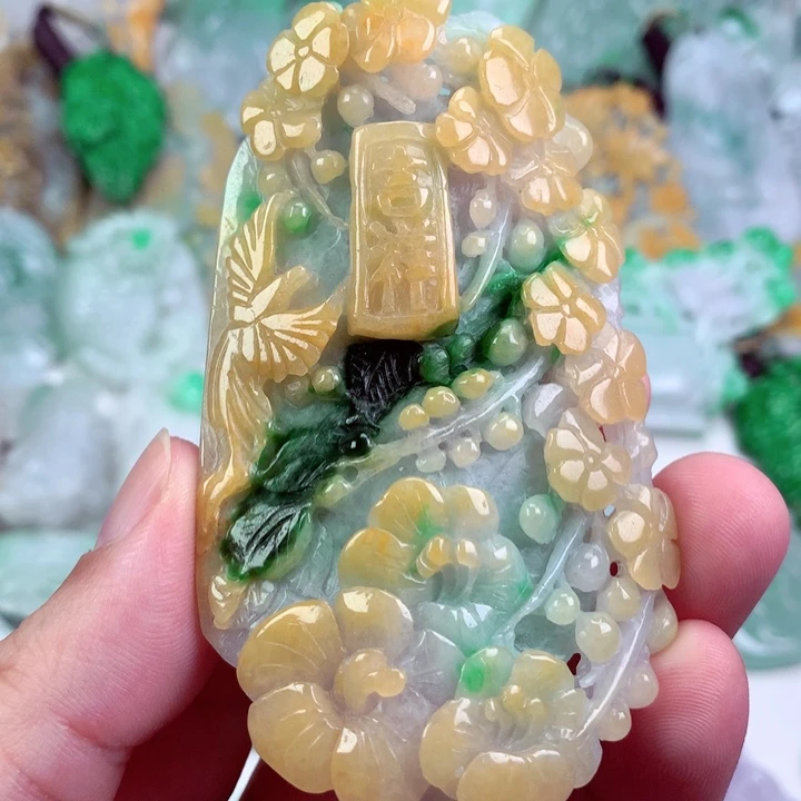 吊坠(不含链)未镶嵌翡翠