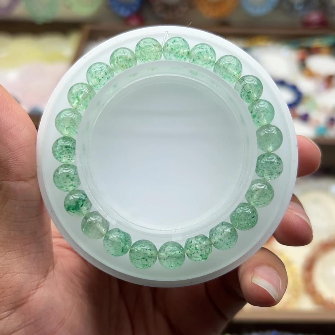 未镶嵌水晶手链白水体绿草莓