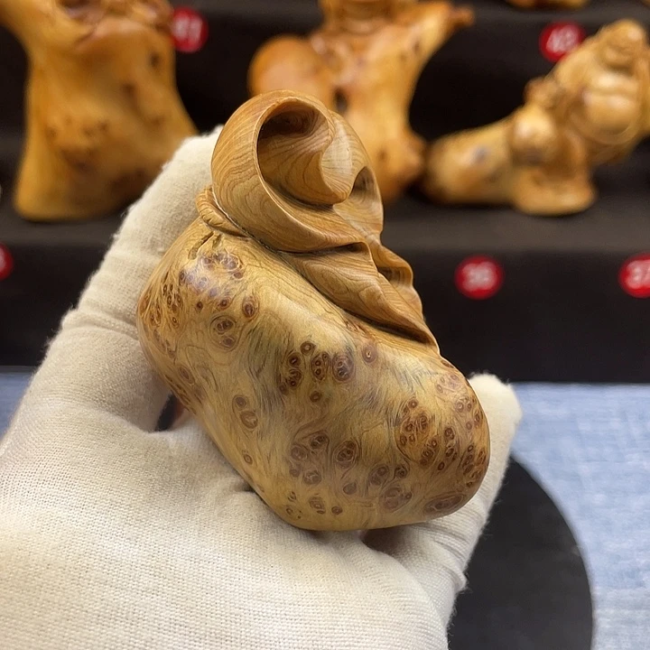 柏木（崖柏）钱袋手把件