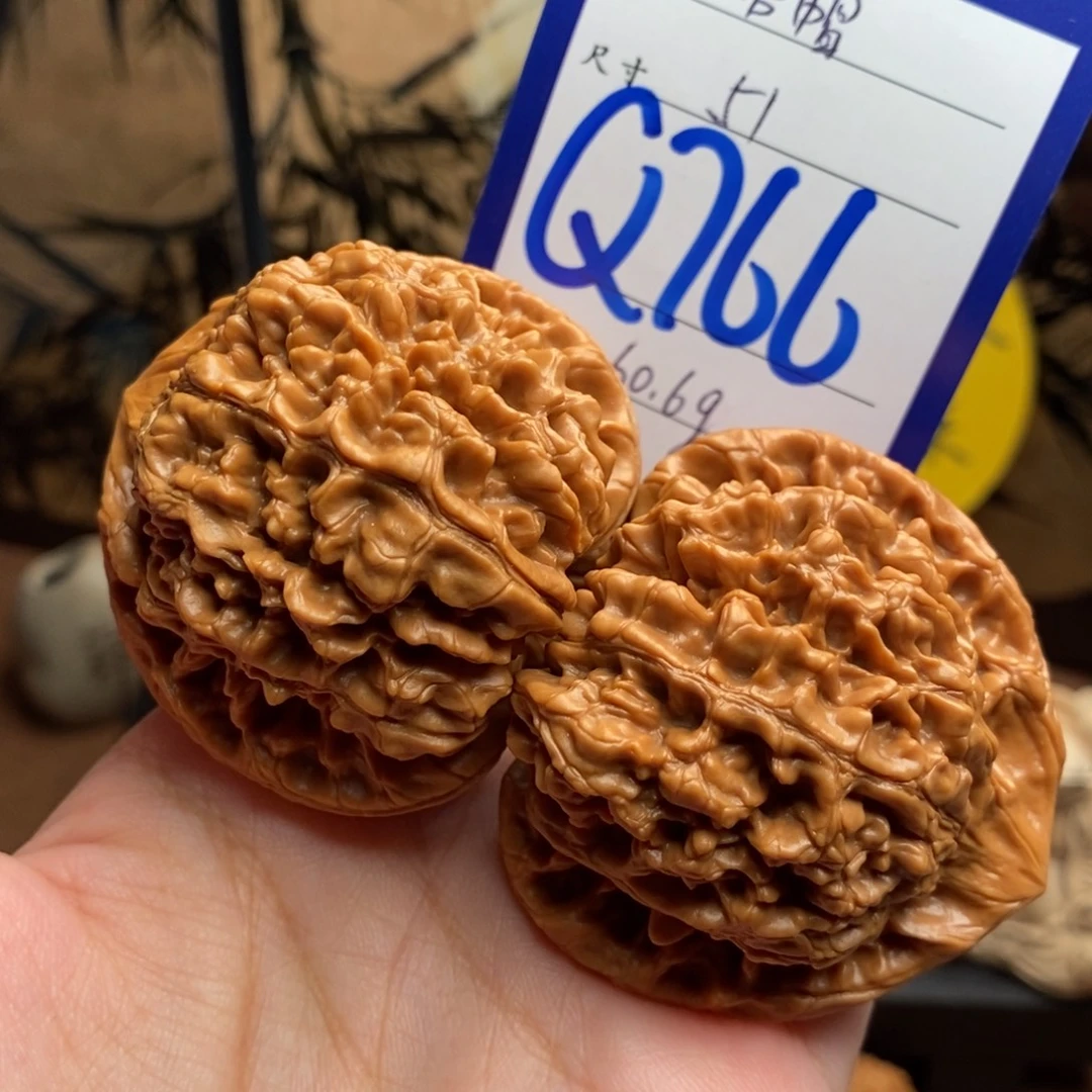 文玩核桃吊坠官帽51