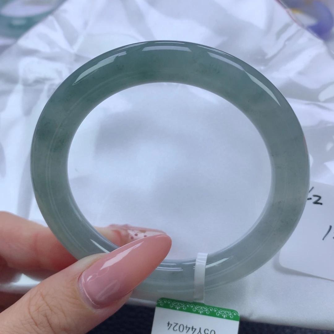 翡翠手镯未镶嵌缅甸天然翡翠A货55.8