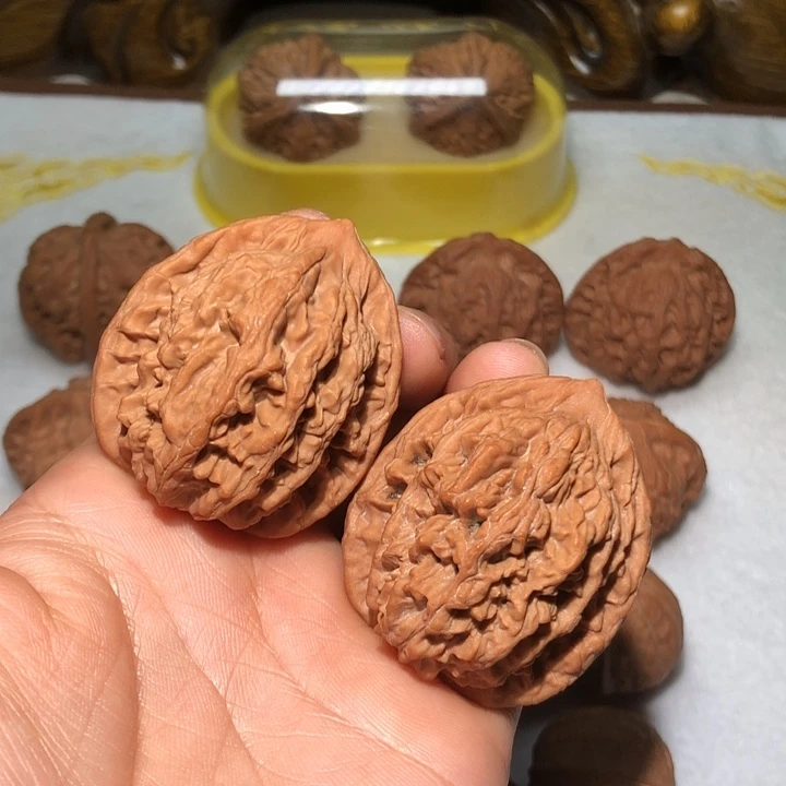 文玩核桃把件40麦虎