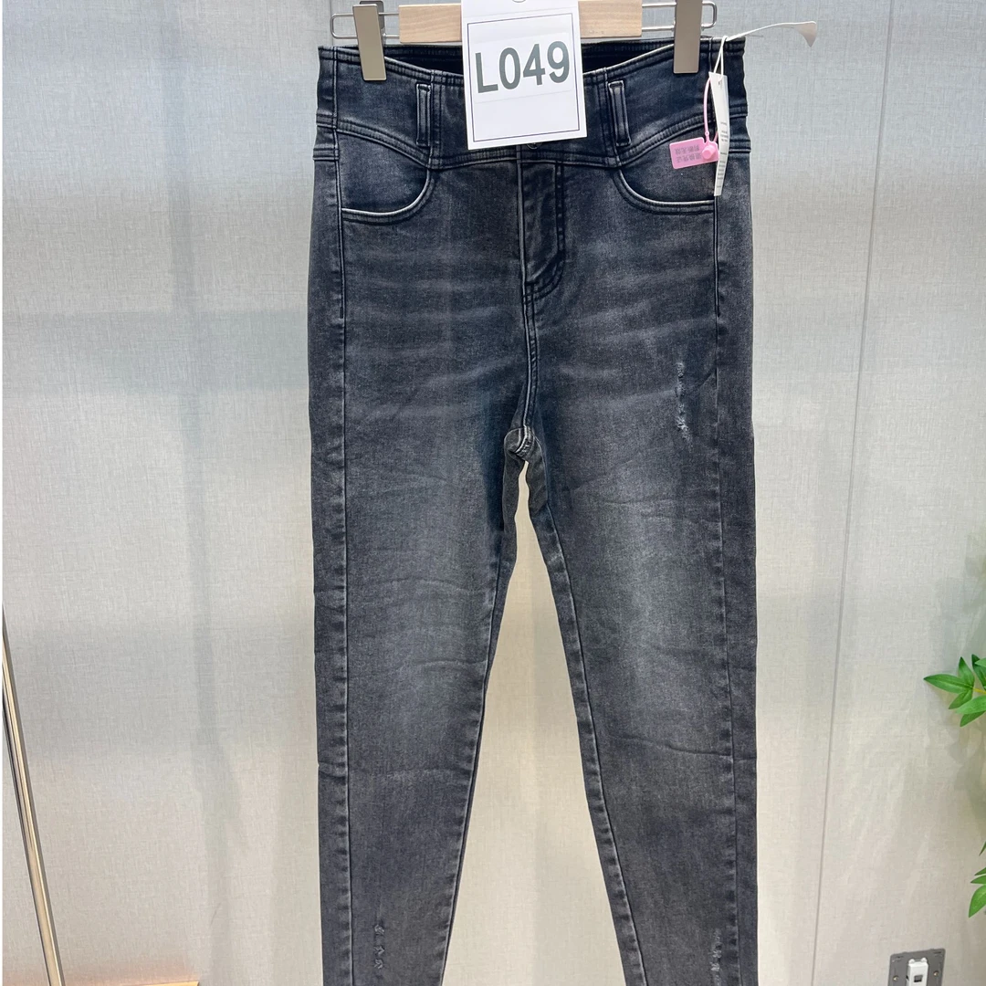 L049/Laur*l水洗小脚牛仔裤LWD356K021DX【剪标款-介意慎拍】