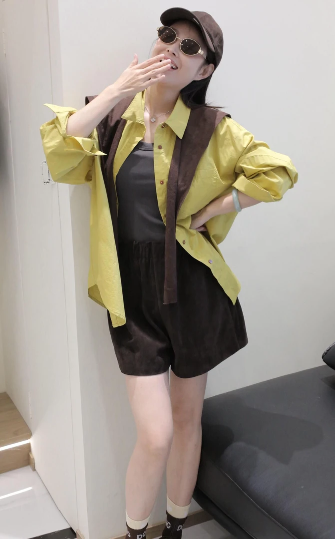 宋正恩黄色宽松衬衫女2025秋季新款中长款翻领衬衣高级复古风上衣