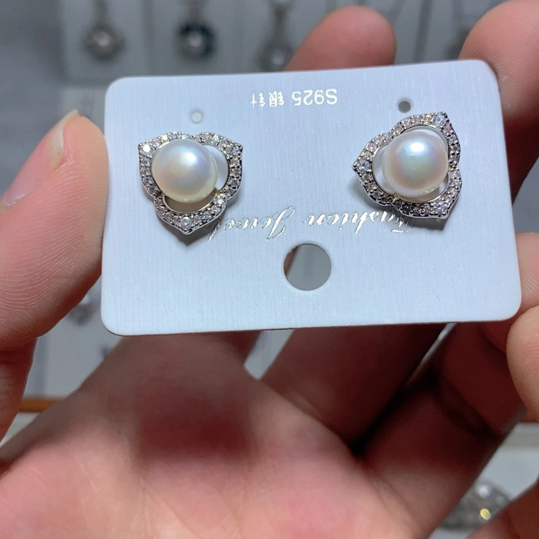 淡水珍珠银S925镶嵌耳饰