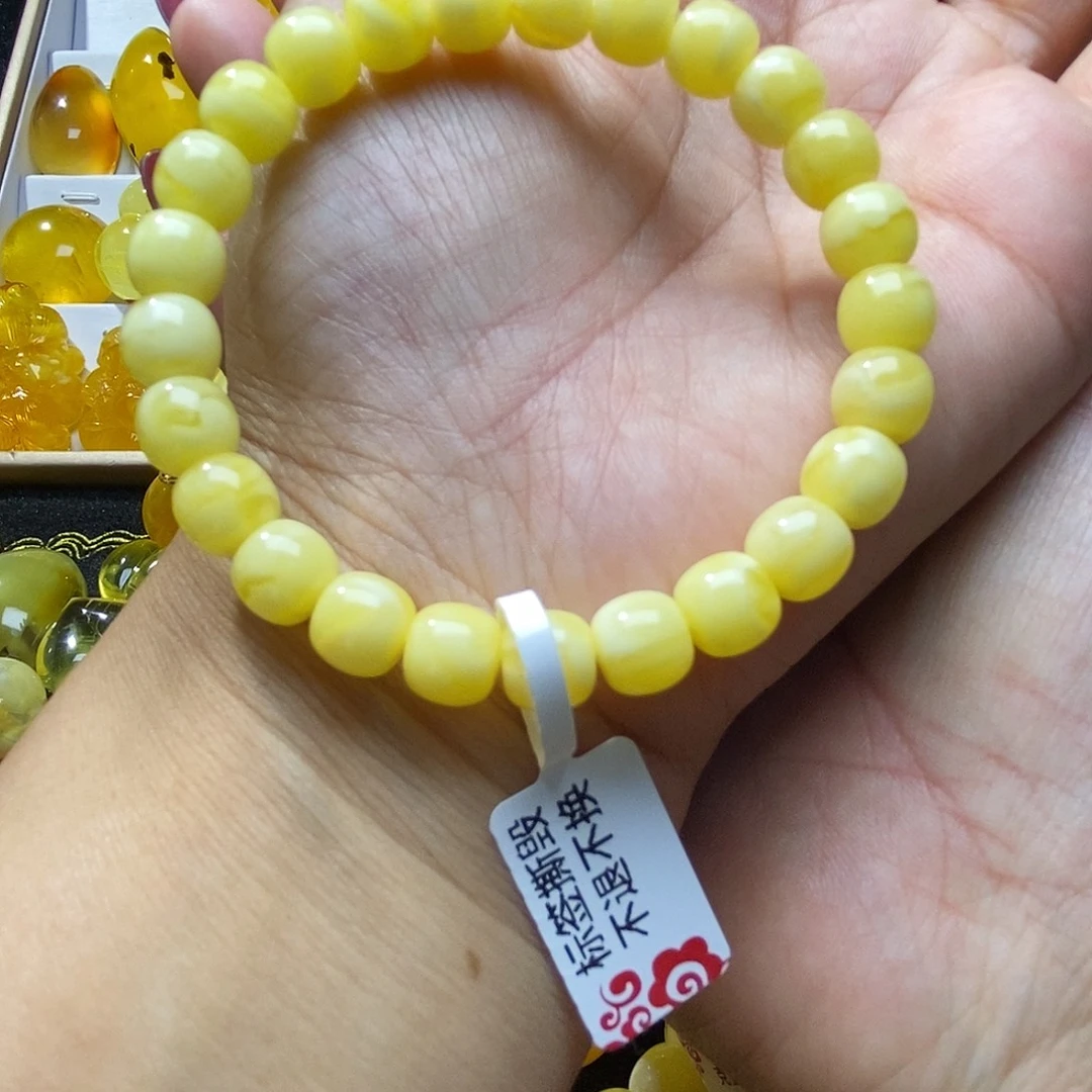 蜜蜡未镶嵌珠宝奇石