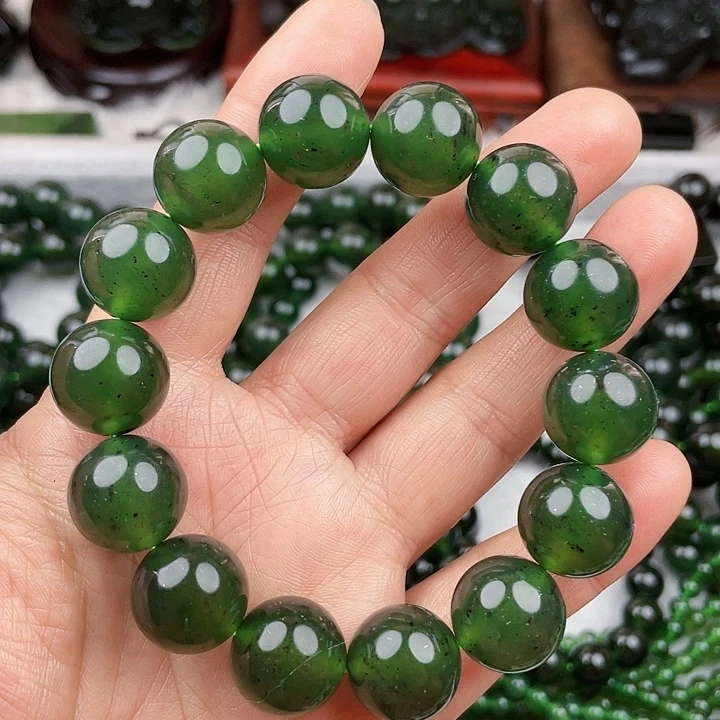 蛇纹石玉未镶嵌挂件