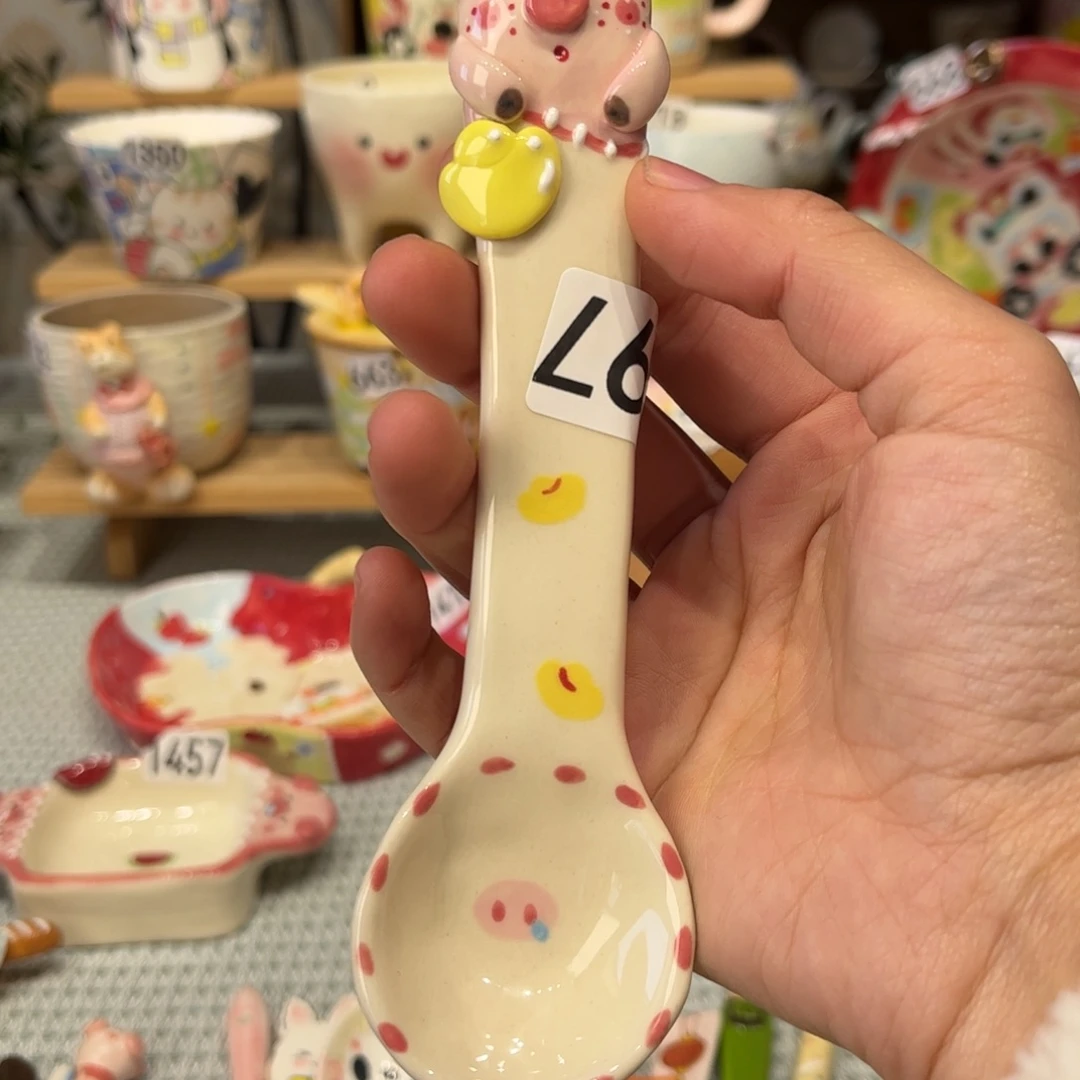 瓷片藤****梨697哈哈哈哈哈哈哈哈哈