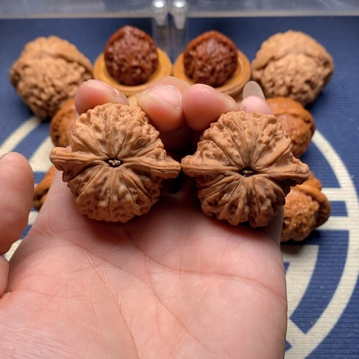吊坠文玩核桃宝****缆血麒麟